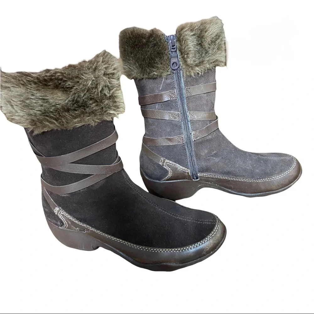 Skechers Mid Calf Faux Fur and Leather Zip Brown Boots Size 7.5